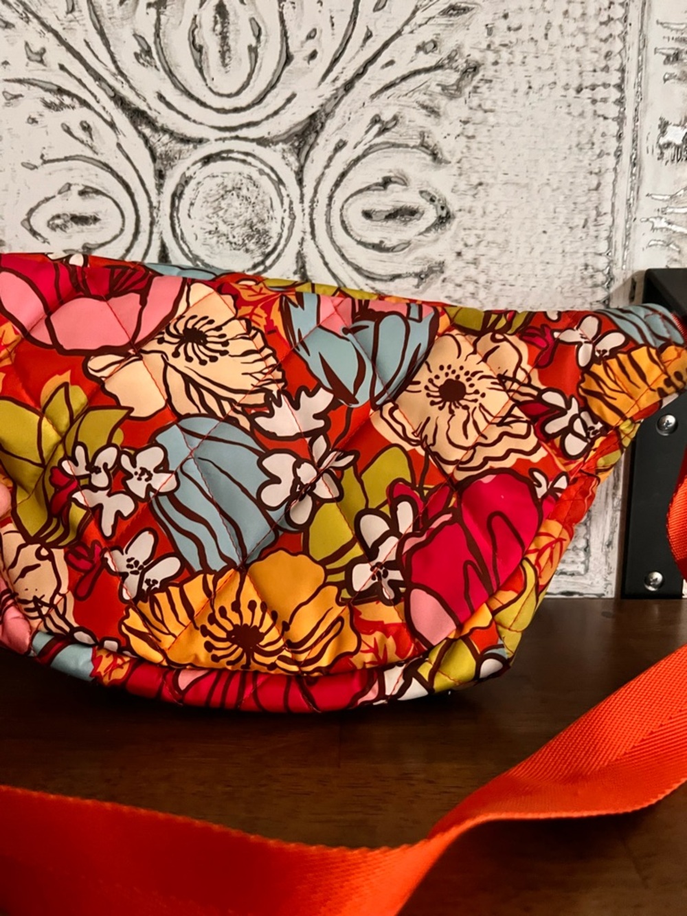 Vera Bradley Floral Fanny pack/Crossbody Bag in Red, Orange, Pink and Blue